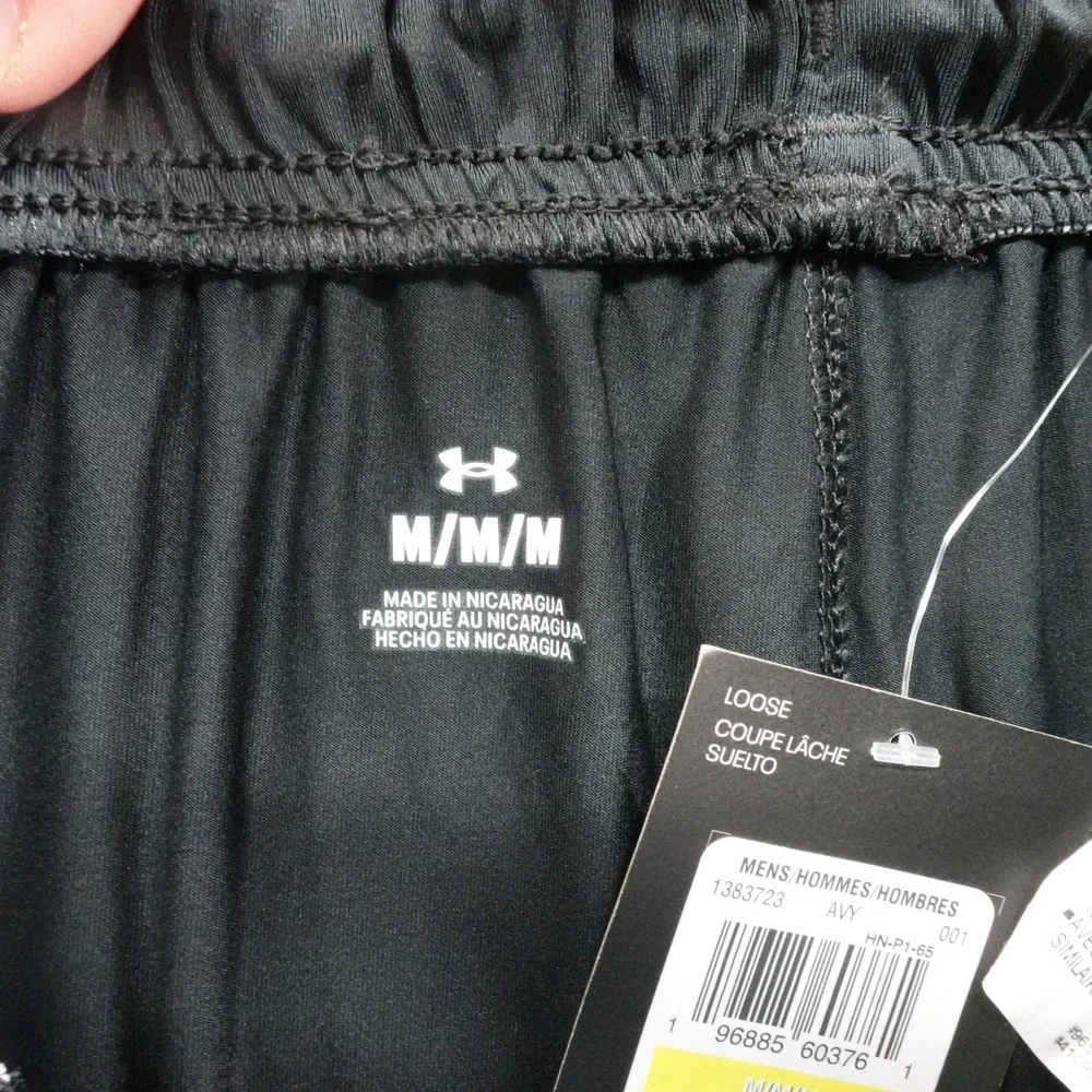 Under Armour Mens Tech Vent 8in Shorts Black White Loose Fit Medium NEW